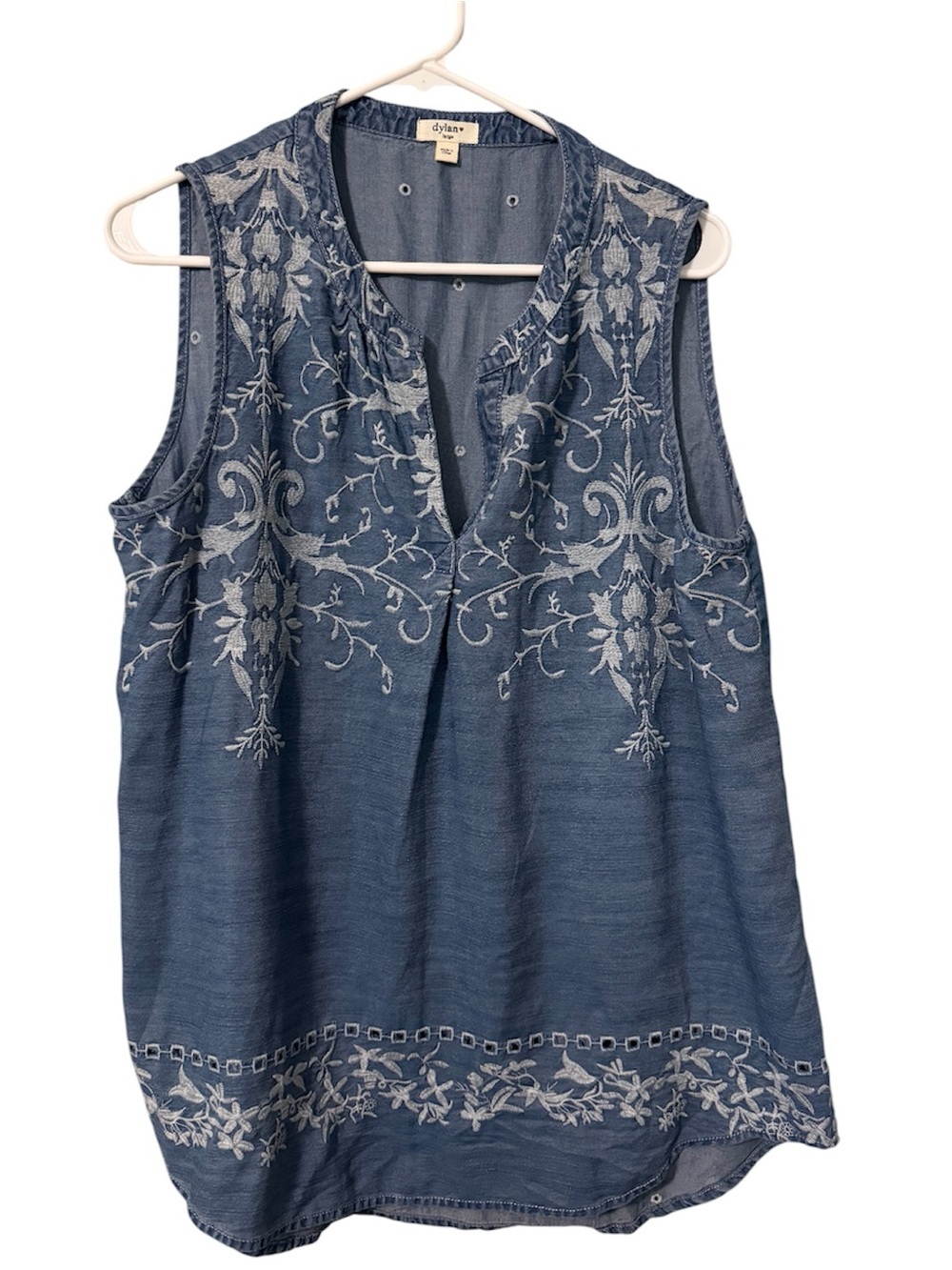 Dylan Blue Tencel Embroidered Sleeveless Tunic Top Size Large Boho Eyelet Hem